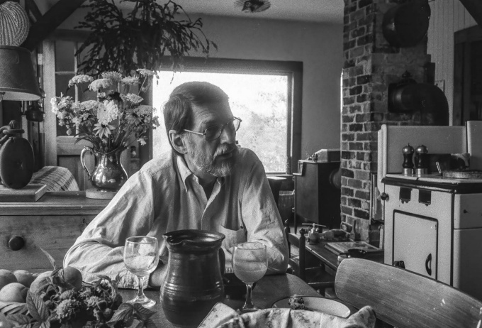 Robert Creeley. 