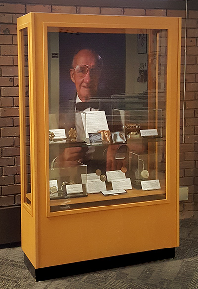 Libraries exhibit display cabinet